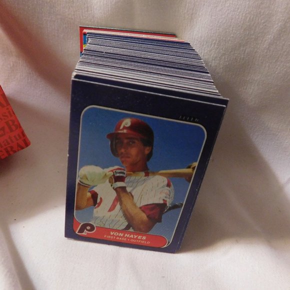FLEER BASEBALL CLASSIC MINIATURES COMPLETE SET OF 120 CARDS and 18 STICKERS 1986 - Picture 5 of 6